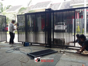 Jasa Buat & Pasang Pagar Besi Buru