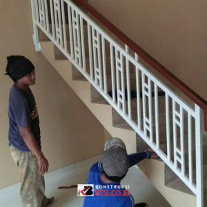 Jasa Buat & Pasang Railing Tangga & Balkon Besi Tual